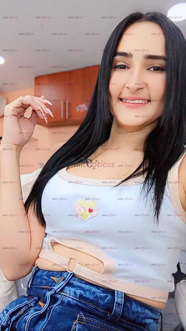 FOTOS DE HOLA SOY LUNA UNA LINDA FLACA CON GANAS DE COGER RICO Y DE MUCHA PICHA