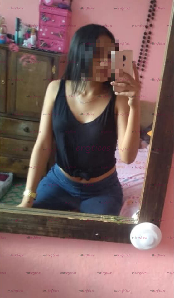 FOTOS DE HAZME TODO LO QUE QUIERAS! FLAQUITA CON CULO PARADITO Y MUY CALIENTE!!