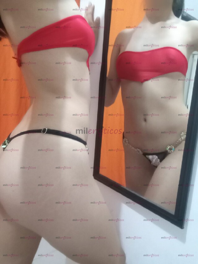 FOTOS DE CHINA SEXY DELGADITA , CANDENTE Y PROFUNDA