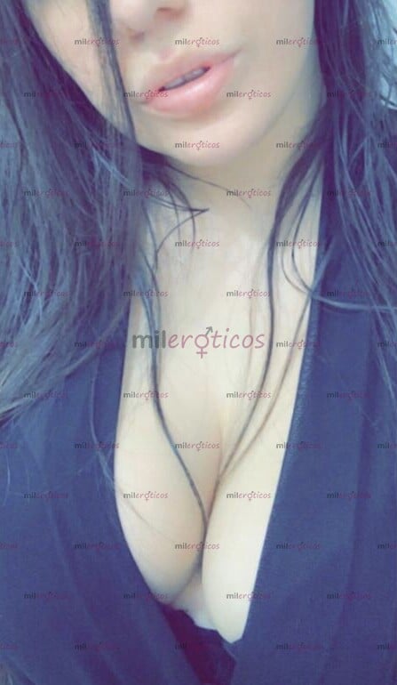 FOTOS DE TETONA DE PIEL BLANCA ¡EXPERTA EN FETICHES DE PIES Y ALGO MÁS