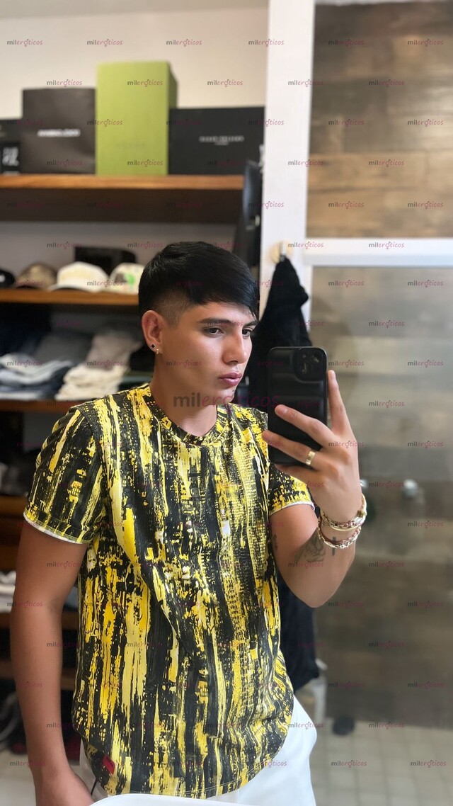 FOTOS DE SEXY MODELO COLOMBIANO VARONIL VIP. LUXURY