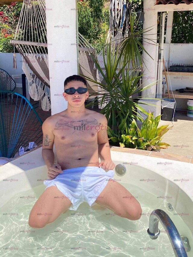 FOTOS DE HOY PROMOCIÓN JOVEN GUAPO VARONIL CALIENTE INTER 23 AÑOS