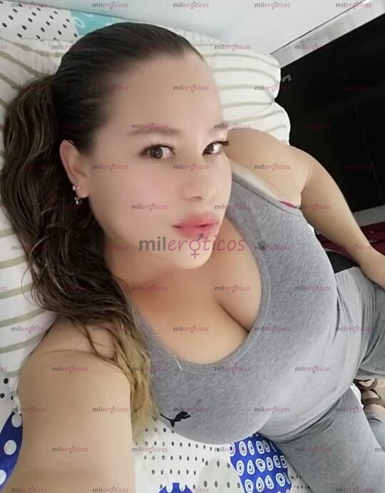 FOTOS DE SOY DUCLE COLOMBIANA CON TETAS DELICIOSAS REAL Y MUY COMPLACIENTE PAPI