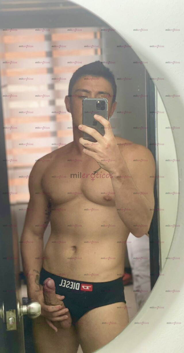 FOTOS DE DE PASO POR MEDELLÍN , ROMPO CULOS , ATLÉTICO , GUAPO TENGO SITIO