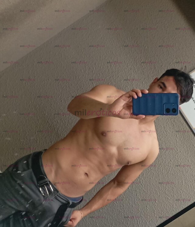 FOTOS DE FER CHAPARRITO VIENE OFRECER SERVICIO DE VIDEOLLAMADA