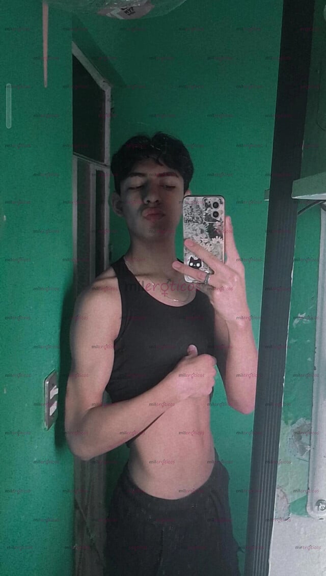 FOTOS DE BUSCAS QUIEN TE SAQUE LA LECHE,NO TE ARREPENTIRÁS YO TE AYUDARÉ A DISFRUTAR