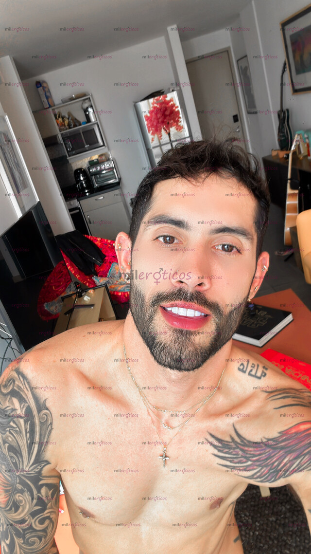 FOTOS DE MAXIMILIANO. EXTRANJERO. LLEGANDO MODELO TRATO VIP ACT 21CM MORBOSO MERIDA