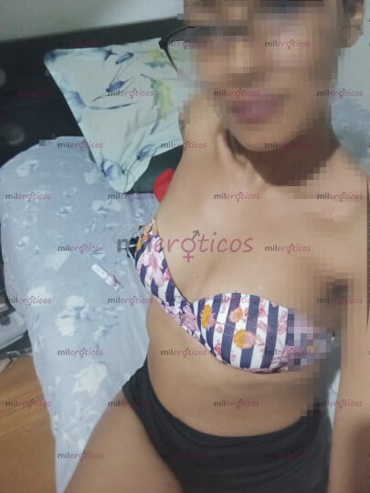 FOTOS DE MORENA SEXI DA RICAS MAMADAS BUEN SEXO EN TODAS LAS POSICIONES