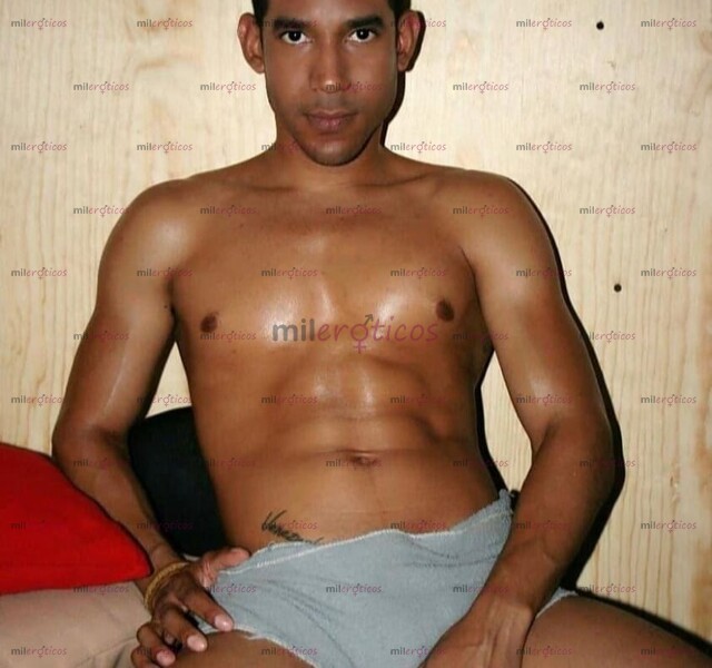 FOTOS DE SERVICIO HOT. ERES VOUYER VIRTUAL. QUIERES VERME TOCAR?