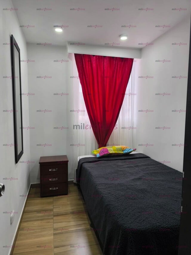 FOTOS DE BUSCAMOS CHICAS DE 18 A 35 AÑOS PARA TRABAJAR EN RESERVADO