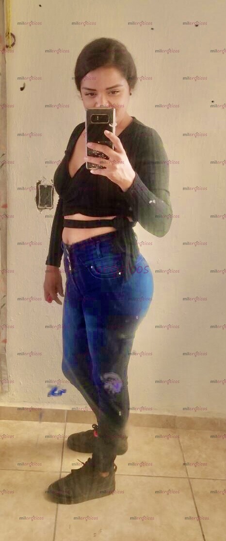 FOTOS DE GENUINA CACHONDA TE SATISFACE CON VIDEOLLAMA ILIMITADA PROMO SOLO HOY $100