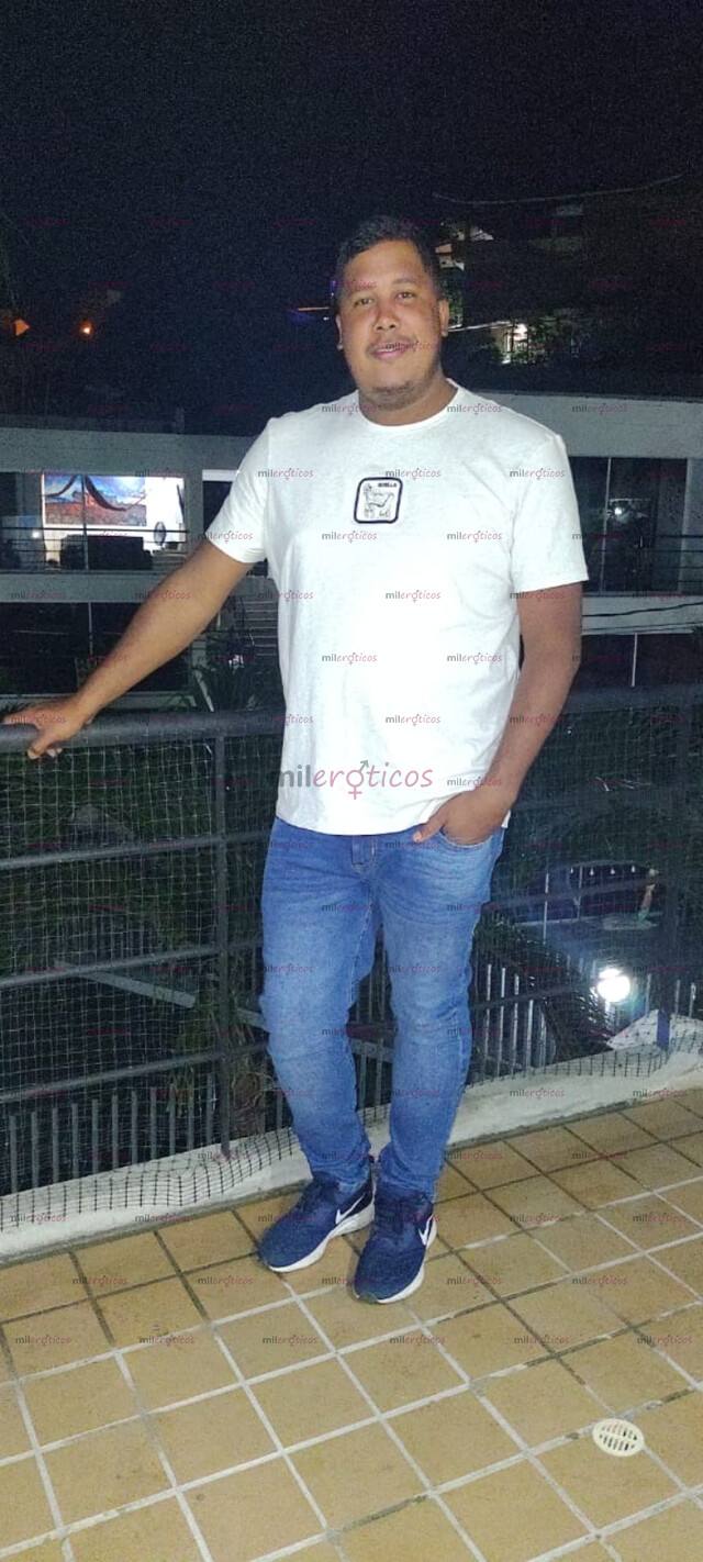 FOTOS DE MORENO PARA HACERTE PASAR UN BUEN RATO SOLO PARA MUJERES Y PAREJA