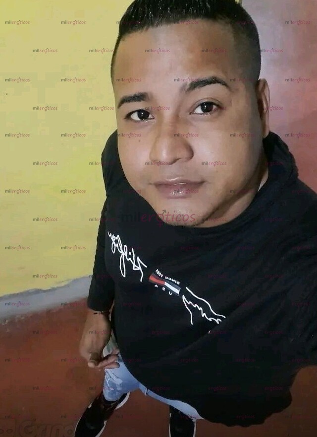 FOTOS DE EXCELENTE SHOW POR CAMARA Y PRESENCIAL TOTALMENTE UN MOMENTO DE RELAJACIÓN SOYÓT
