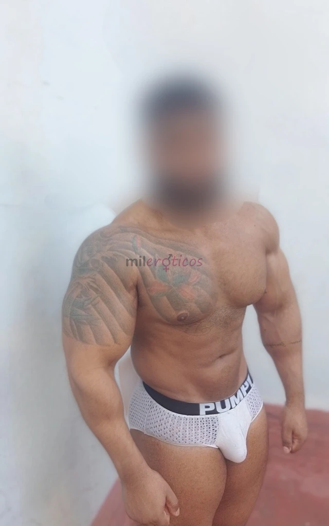 Disponivel ate quinta em guarapariacompanhante hetero so para mulheresrodrigo 1 80 m definido bem dotado carinhoso e discreto beijo na boca oral caric...
