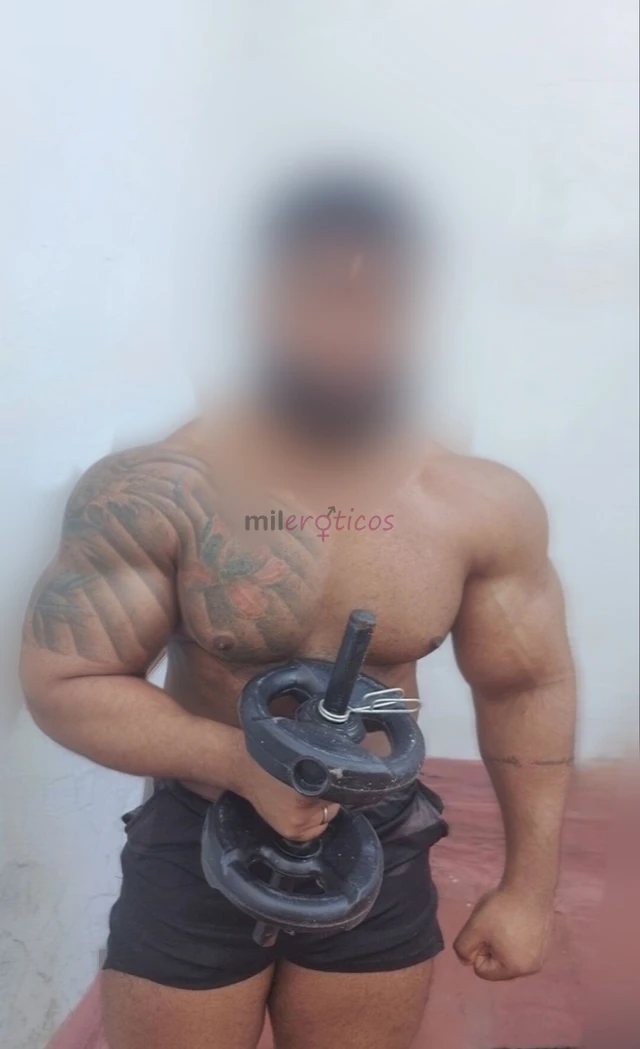 Disponivel ate quinta em guarapariacompanhante hetero so para mulheresrodrigo 1 80 m definido bem dotado carinhoso e discreto beijo na boca oral caric...