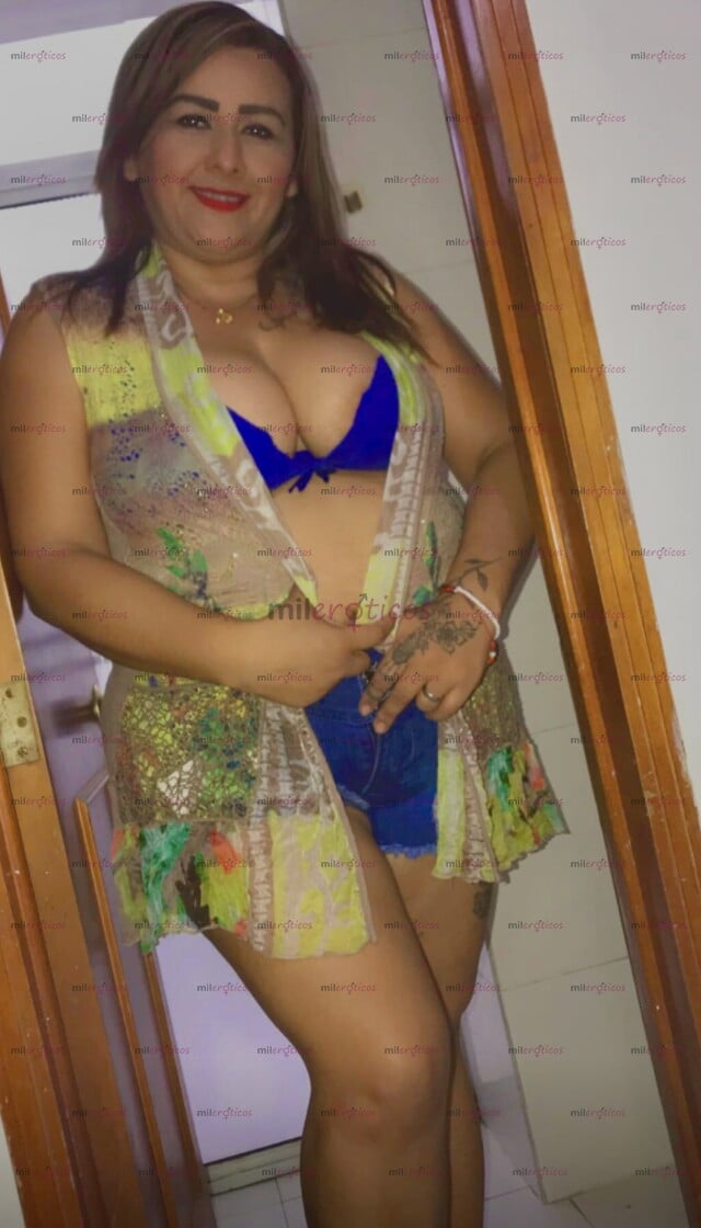 FOTOS DE ANASTASIA LA TRIPLATO LLEGANDO POR POCOS DÍAS NUEVAMENTE A LA CIUDAD