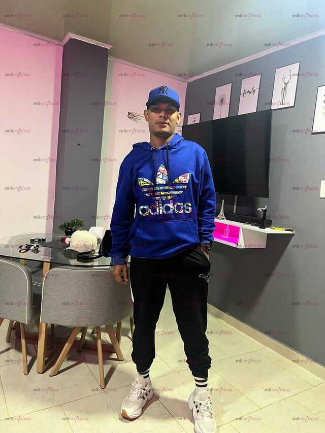 FOTOS DE HOLA SOY UN CHICO DISPUESTO A COMPLACERTE EN TODO DIVERTIDO CARIÑOSO