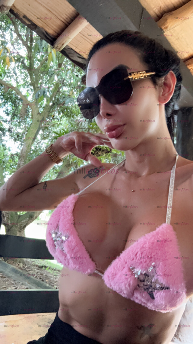 FOTOS DE CALIENTE LECHERA TODA UNA DIOSA CHUPANDO HUEVOS