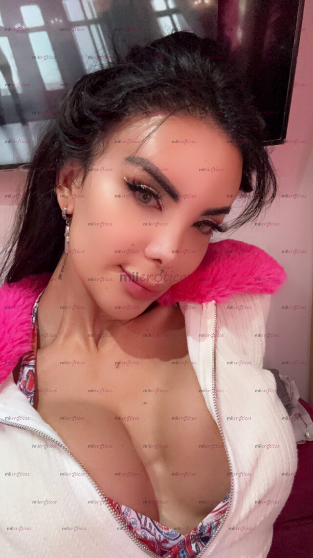 FOTOS DE CALIENTE LECHERA TODA UNA DIOSA CHUPANDO HUEVOS