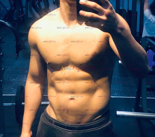 FOTOS DE JOVEN MASCULINO HETEROSEXUAL, LIMPIO Y BIEN PARECIDO