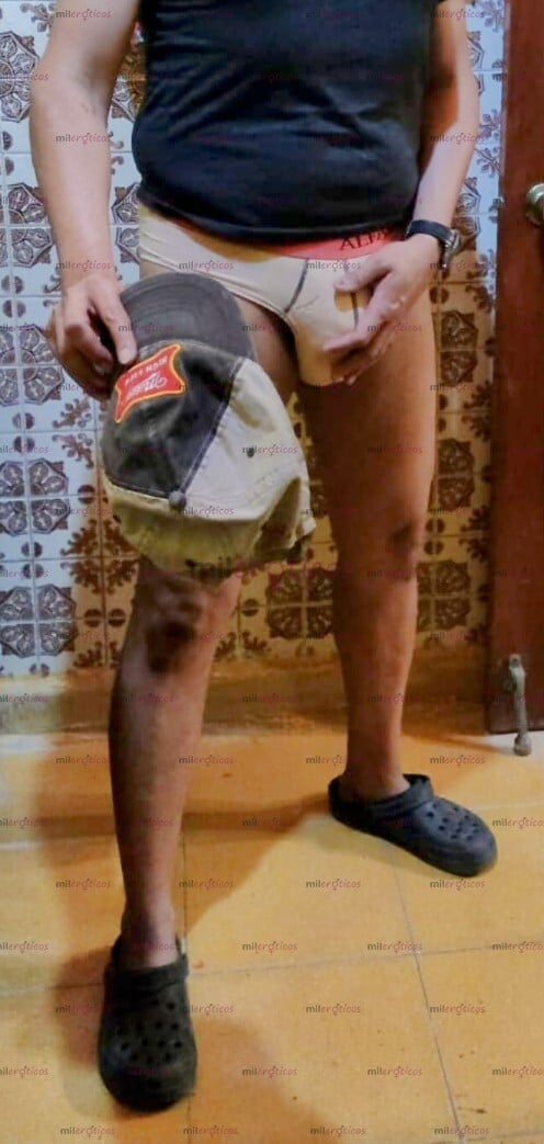 FOTOS DE GUTTO. CHICO MACHÍN MUY BUEN CUERPO GUAPO BUENA VERGA NALGÓN. SERVICIOS PARA TI