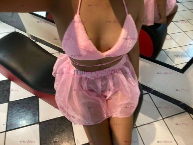 FOTOS DE DISPUESTA A DARTE TODO EL CARIÑO QUE TE MERECES ..METEMELA BIEN RICOOO