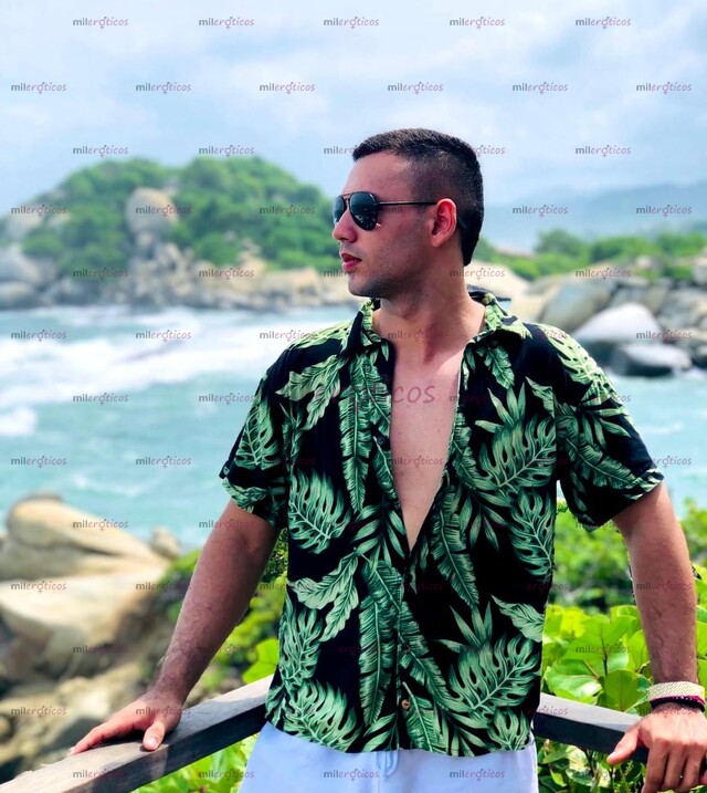 FOTOS DE JOVEN UNIVERSITARIO NUEVO EN EL MEDIO 100% REAL, VEN PARA QUE DISFRUTES MIS SERV