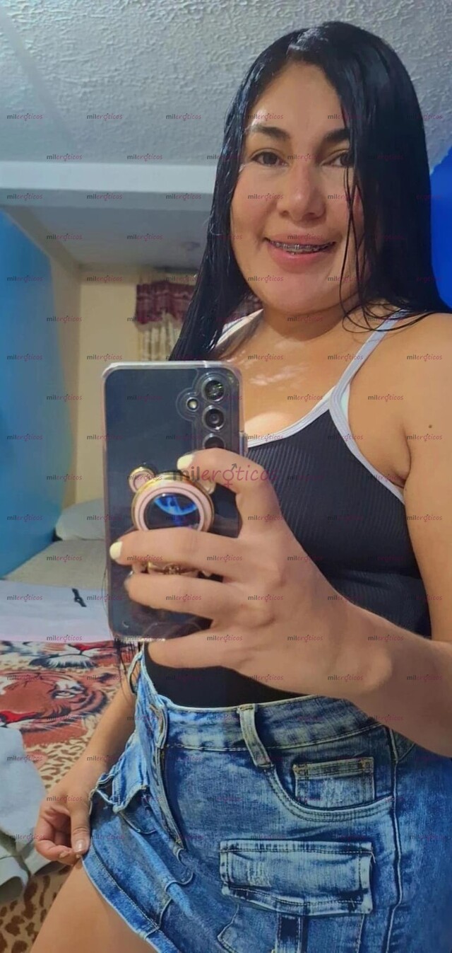 FOTOS DE BLANQUITA PELI NEGRA DISPUESTA A COMPLASERTE.... UNA SCORTS MUY EDUCADA BIENVEN