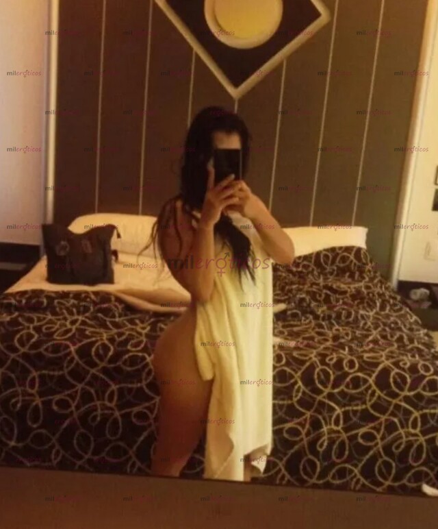 FOTOS DE VAMOS A DISFRUTAR AL MÁXIMO CON UN RICO TRÍO EN PROMO SOLO HOY VIERNES