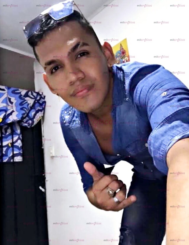 FOTOS DE CHICO CALIENTE COMPLACIENTE HOT $$$$$$$$$$$