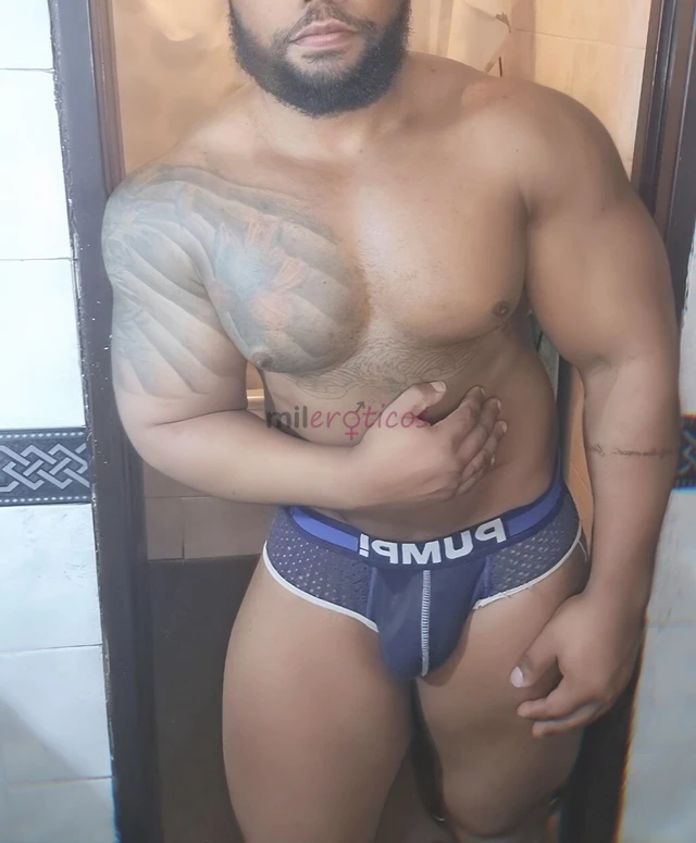Disponivel ate quinta em guarapariacompanhante hetero so para mulheresrodrigo 1 80 m definido bem dotado carinhoso e discreto beijo na boca oral caric...