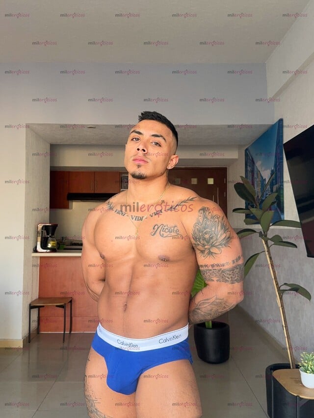 FOTOS DE EXÓTICO CHICO DEPORTISTA CON GANAS DE MORBO Y PASARLA RICO