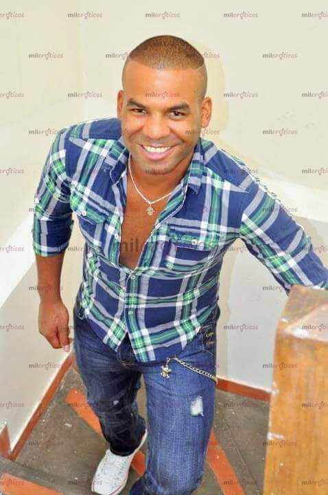 FOTOS DE 3116187520MASAJE CORPORAL MASAJE ERÓTICO BESOS CARISIAS BESO NEGRO LLUVIA