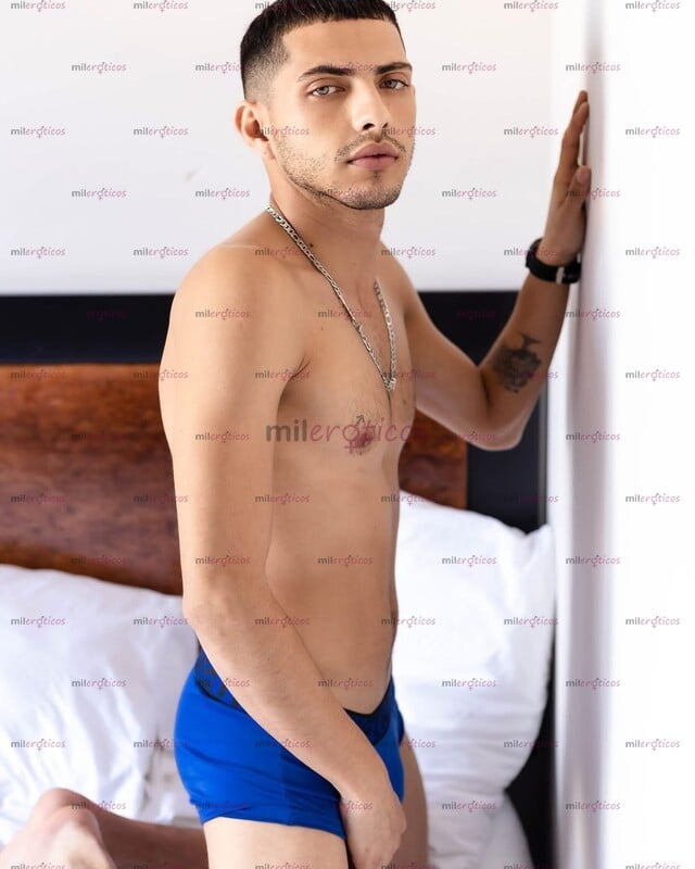 FOTOS DE CHICO. GUAPO LLENO DE LECHE DE 24 AÑOS DISPUESTO A DARTE PLACER