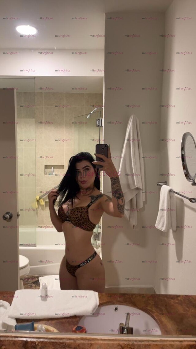 FOTOS DE PRUEBA MI PANOCHITA ESTRECHITA , SIENTEME COMO ME ABRO MUY HÚMEDA