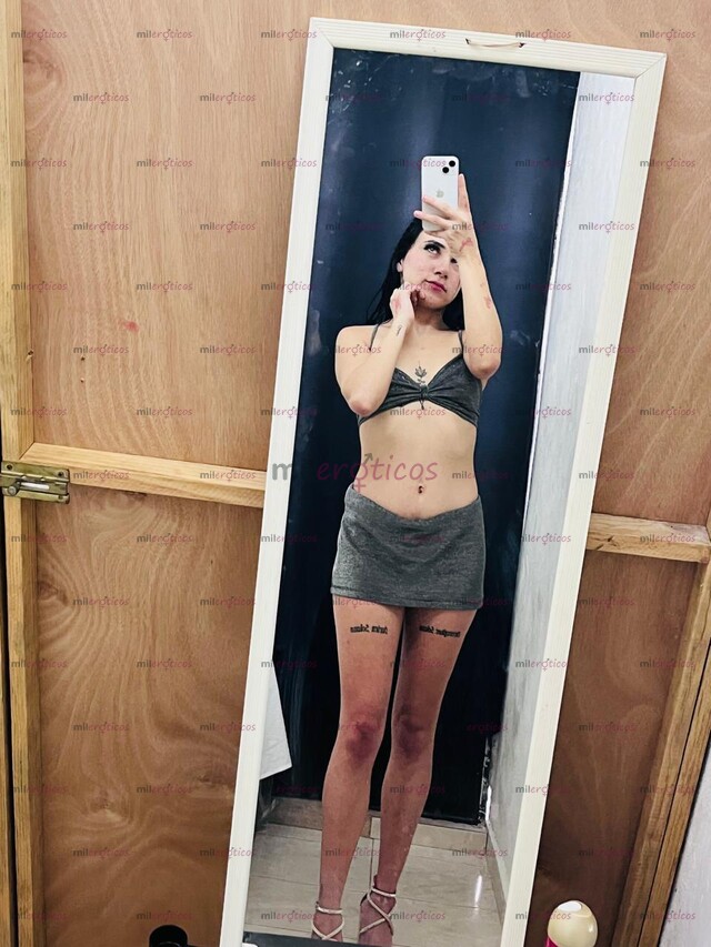 FOTOS DE NENITA...18 AÑITOS DE OJOS VERDES COLITA APRETADITA PESONES ROSITAS !!!!!