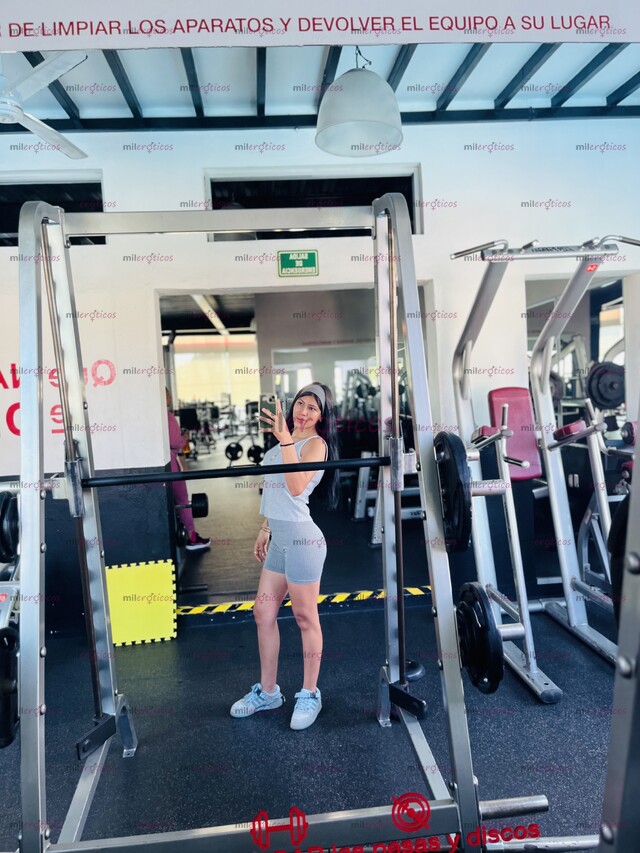 FOTOS DE ALTA FLAQUITA CARA BONITA CACHONDA CON GANAS DE EXPERIMENTAR