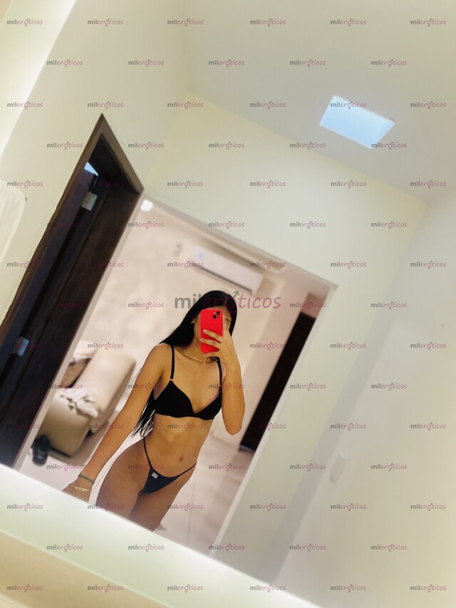 FOTOS DE ALTA FLAQUITA CARA BONITA CACHONDA CON GANAS DE EXPERIMENTAR