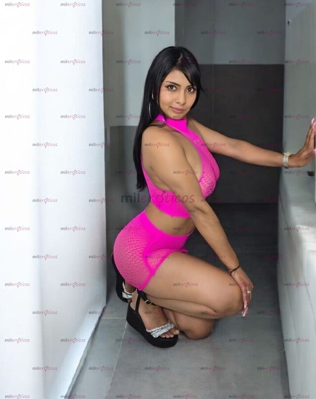 FOTOS DE MORENITA PELINEGRA CANDELA DISPUESTA A COMPLACERTE EN TODO LO QUE QUIERAS AMOR