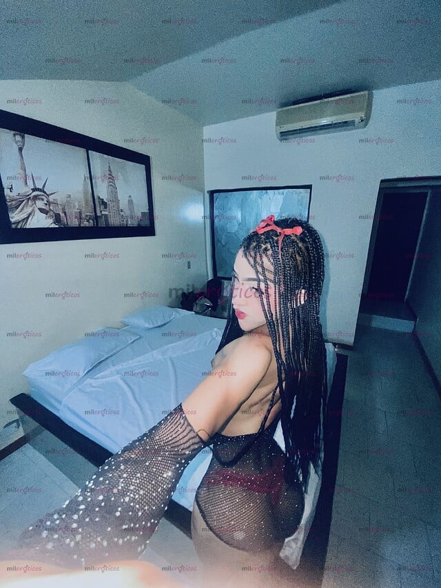 FOTOS DE HOLI, SOY UNA NENA MUY CULTA Y MUY EDUCADA LLENA DE VALORES, PERO SOBRE TODOBELL
