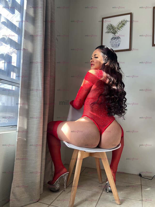 FOTOS DE LA MÁS CACHONDA QUE PODRÁS TENER EN TU CAMA