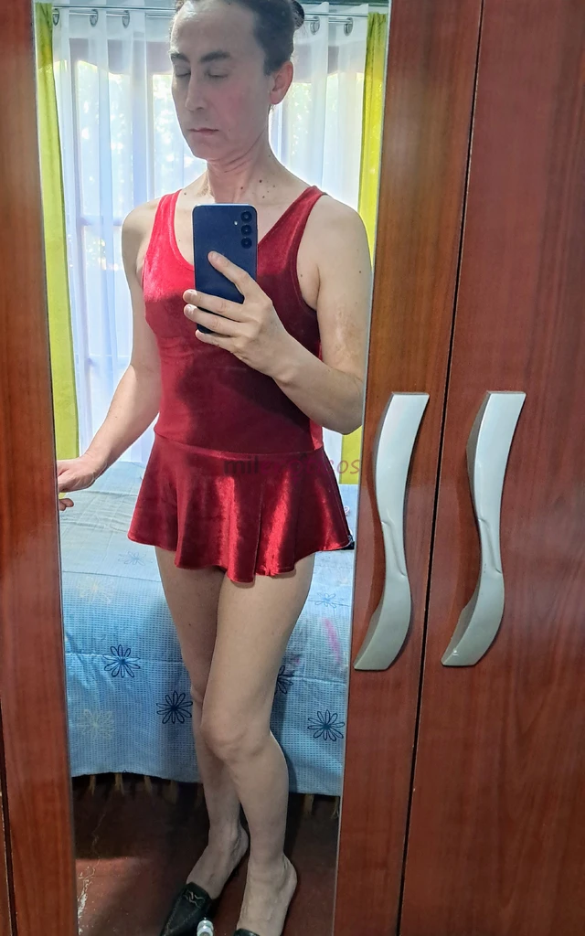 1 70 de alto delgada 58 kilos soy una sexy travesti de closet de las lindas pasiva full hembra en la cama educada y discreta aguantadora sumisa turist...