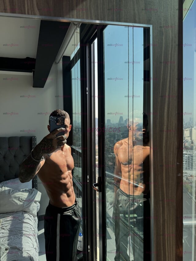 FOTOS DE COLOMBIANO 25 AÑOS VERGON ALTO 180 CM DISPONIBLE EN TU CUIDAD.