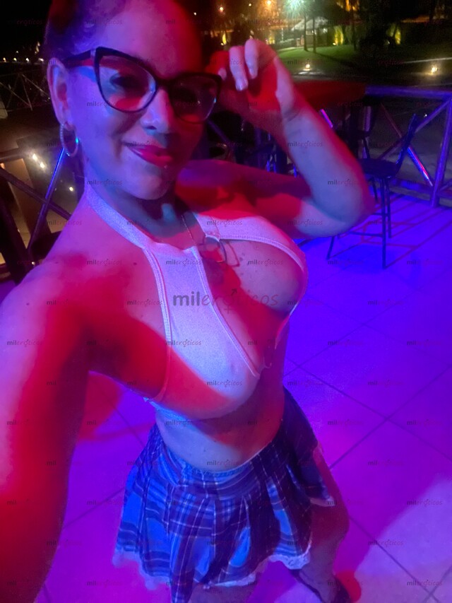 FOTOS DE LATINA DELICIOSA ADICTA AL SEXO , MULTIORGASMICA , AMANTE DEL PLACER