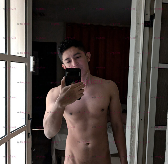 FOTOS DE ESTUDIANTE PASIVO, DELGADO, DISCRETO Y EDUCADO