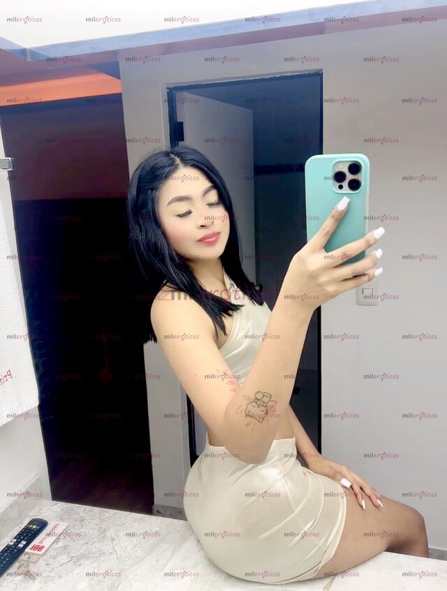 FOTOS DE PUTITA CALIENTE JOVENCITA 21 AÑOS DISPONIBLE PARA COMPLACERTE.