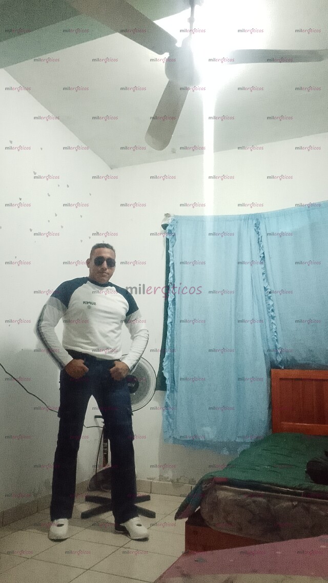 FOTOS DE SOY MACHO VENEZOLANO QUE PRESTO MI SERVICIO COMO SEXO X DINERO ME GUSTA EL FAJE