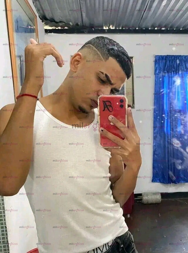 FOTOS DE MORENITO CALIENTE SEXI Y EXOTICO COMPLACIENTE EN TODO