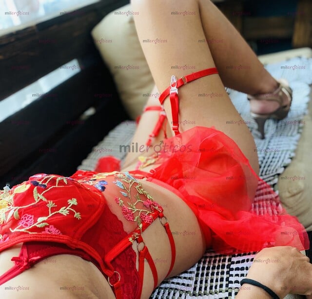 FOTOS DE SEXY MUJER CON UN CUERPO DIVINO MUY ATRACTIVA Y COGELONA MADURITA SABROSA