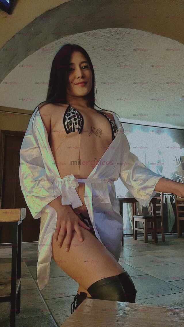 FOTOS DE HERMOSA MORENA, CULO RICO GRANDE Y APRETADITO
